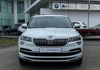 Подержанный автомобиль Skoda Karoq 2023 года (2 фото)