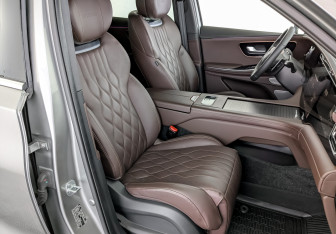 Подержанный автомобиль Exeed VX 2023 года (24 фото)