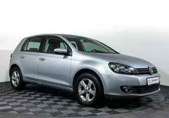 Подержанный автомобиль Volkswagen Golf Hatchback 2010 года (3 фото)