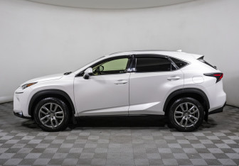 Подержанный автомобиль Lexus NX 2015 года (8 фото)