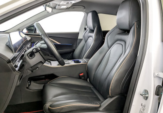 Подержанный автомобиль Omoda C5 2022 года (20 фото)
