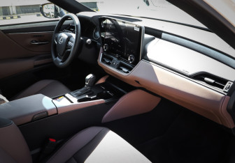 Новый Lexus ES 2025 (16 фото)