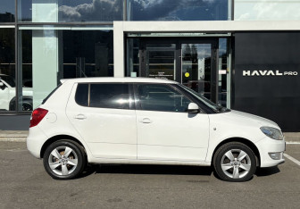 Подержанный автомобиль Skoda Fabia Hatchback 2013 года (4 фото)