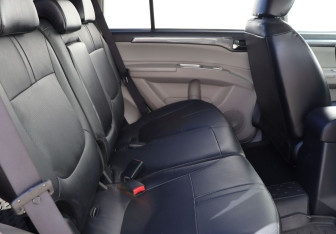 Подержанный автомобиль Mitsubishi Pajero Sport 2015 года (18 фото)
