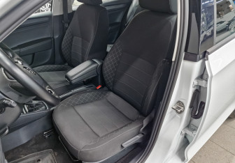 Подержанный автомобиль Skoda Rapid Liftback 2022 года (20 фото)