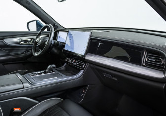 Подержанный автомобиль GAC GS8 2023 года (9 фото)