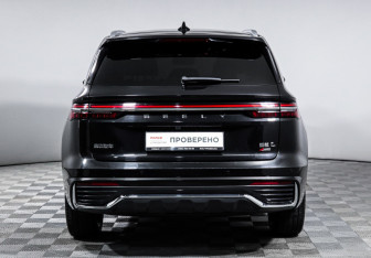 Подержанный автомобиль Geely Monjaro 2023 года (6 фото)