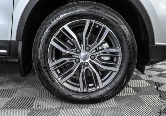 Подержанный автомобиль Geely Atlas Pro 2022 года (5 фото)