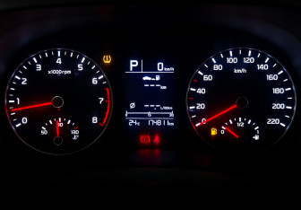 Подержанный автомобиль Kia Rio Hatchback 2021 года (12 фото)