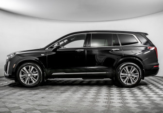 Подержанный автомобиль Cadillac XT6 2020 года (8 фото)