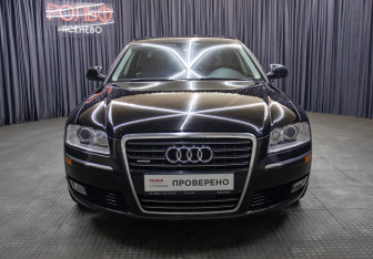 Подержанный автомобиль Audi A8 2008 года (2 фото)