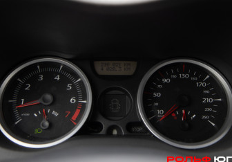 Подержанный автомобиль Renault Megane Sedan 2007 года (9 фото)