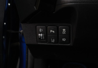 Подержанный автомобиль Honda Civic Wagon 2015 года (19 фото)