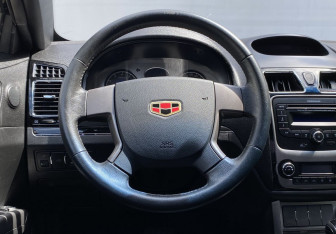 Подержанный автомобиль Geely Emgrand EC7 Sedan 2013 года (12 фото)