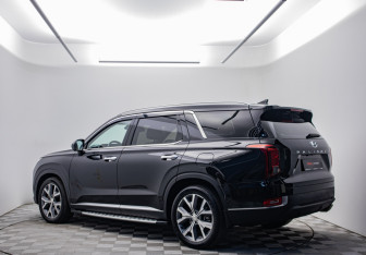 Подержанный автомобиль Hyundai Palisade 2021 года (7 фото)
