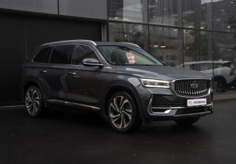 Подержанный автомобиль Geely Monjaro 2023 года (3 фото)