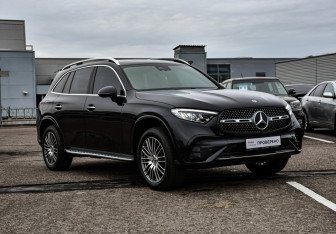 Подержанный автомобиль Mercedes-Benz GLC Coupe 2023 года (3 фото)