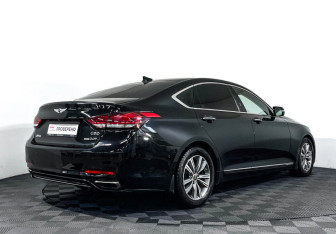 Подержанный автомобиль Genesis G80 2017 года (5 фото)