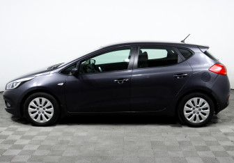 Подержанный автомобиль Kia Ceed Hatchback 2015 года (3 фото)