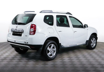 Подержанный автомобиль Renault Duster 2013 года (5 фото)