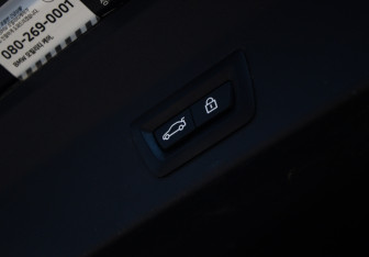 Подержанный автомобиль BMW X3 2022 года (17 фото)