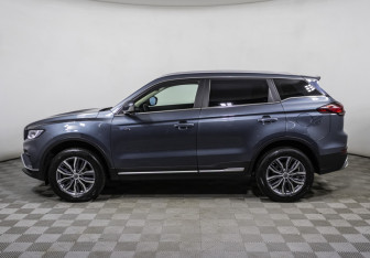 Подержанный автомобиль Geely Atlas Pro 2021 года (8 фото)