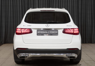 Подержанный автомобиль Mercedes-Benz GLC Coupe 2019 года (5 фото)