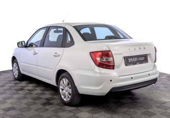 Подержанный автомобиль LADA (ВАЗ) Granta Sedan 2023 года (7 фото)