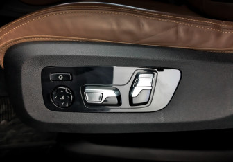 Подержанный автомобиль BMW X6 2020 года (20 фото)