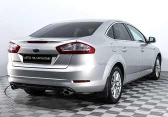 Подержанный автомобиль Ford Mondeo Sedan 2013 года (3 фото)