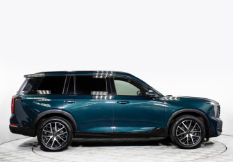 Подержанный автомобиль GAC GS8 2023 года (4 фото)