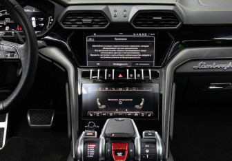 Подержанный автомобиль Lamborghini Urus 2023 года (15 фото)