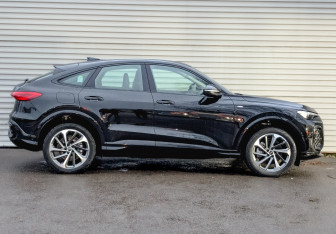 Новый Audi Q5 2025 (4 фото)