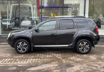 Подержанный автомобиль Renault Duster 2013 года (5 фото)