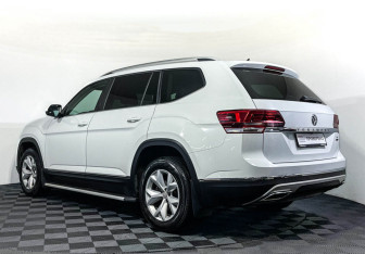 Подержанный автомобиль Volkswagen Teramont 2018 года (7 фото)