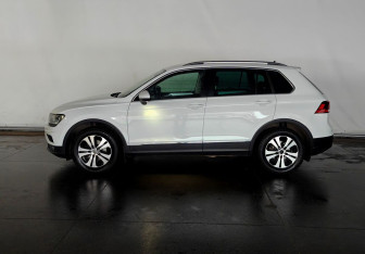 Подержанный автомобиль Volkswagen Tiguan 2018 года (8 фото)
