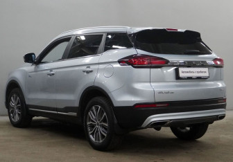 Подержанный автомобиль Geely Atlas Pro 2022 года (7 фото)