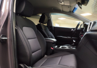 Подержанный автомобиль Kia Sportage 2019 года (13 фото)