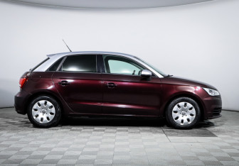 Подержанный автомобиль Audi A1 2015 года (4 фото)