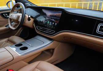 Подержанный автомобиль Rising Auto F7 2023 года (7 фото)