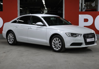 Подержанный автомобиль Audi A6 Sedan 2013 года (3 фото)