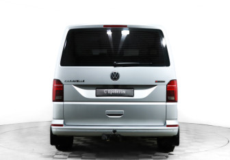 Подержанный автомобиль Volkswagen Caravelle 2020 года (6 фото)