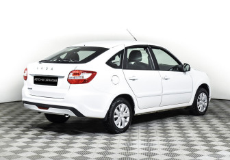 Подержанный автомобиль LADA (ВАЗ) Granta Sedan 2021 года (5 фото)