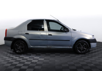 Подержанный автомобиль Renault Logan Sedan 2006 года (4 фото)