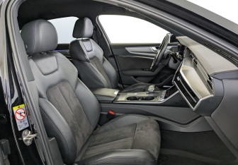 Подержанный автомобиль Audi A6 Sedan 2019 года (27 фото)