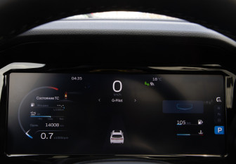 Подержанный автомобиль Geely Monjaro 2024 года (9 фото)