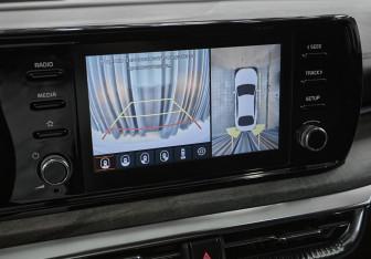Подержанный автомобиль Kia K5 2020 года (17 фото)