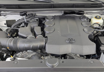 Подержанный автомобиль Toyota Land Cruiser Prado 2021 года (9 фото)