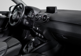 Подержанный автомобиль Audi A1 2014 года (2 фото)