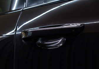 Подержанный автомобиль Porsche Cayenne 2015 года (19 фото)